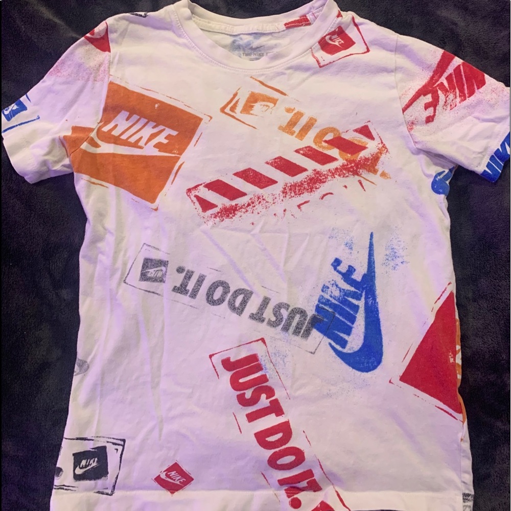 Nike t shirt